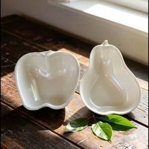 Pfaltzgraff White Fruit-Shaped Bowls